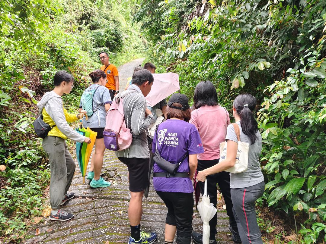 [Morning Tour] Morning Hike and History of Rifle Range